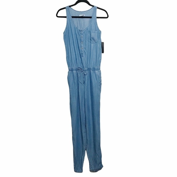 Fashion Nova Blue Chambray Sleeveless Jumpsuit NWT XS - Picture 1 of 9
